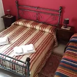 Archia Bed & Breakfast 3*