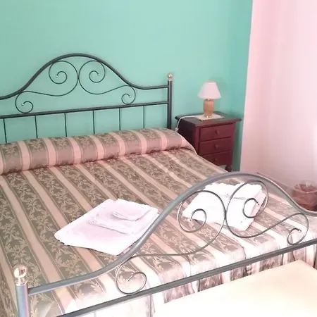فندق مبيت وإفطار Archia سيراكوزا